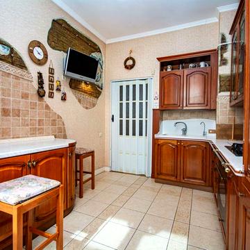 Продаж 3к квартири 95м2 в центрі Печерську Цитадельна