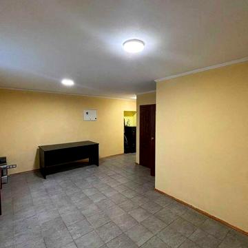 Продам 2-кімн. Уманская ул. 35/37, 50 м.кв