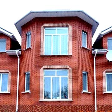 Васильків. Продам будинок в центрі міста. Газ,гараж. Документи.
