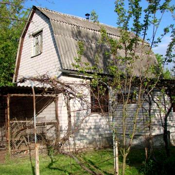 Продается Дом 2х этажный с печкой на участке 6 соток