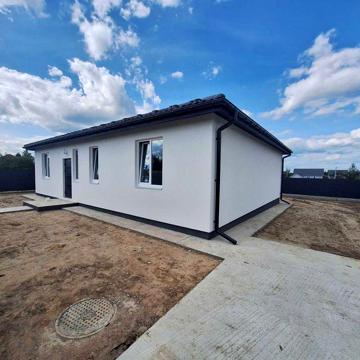 ПРЕКРАСНИЙ одноповерховий будинок 110м2 на діл 4 сот, заведений ГАЗ