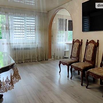 Продаж 3к Квартира Космонавтів вулиця