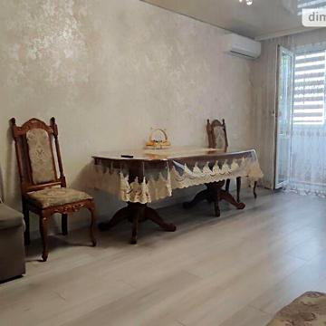 Продаж 3к Квартира Космонавтів вулиця