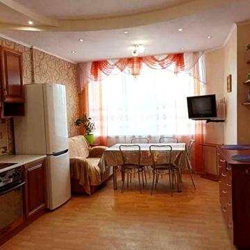 Здають простору 3-кімнатну квартиру, просп. Леся Курбаса, 5в