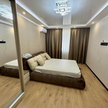 Лисаветинська вул., 7б