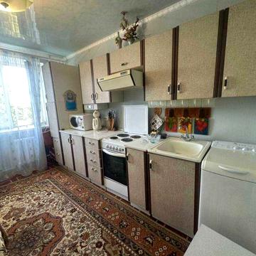 Продам секцію в Центрі , 3 поверх