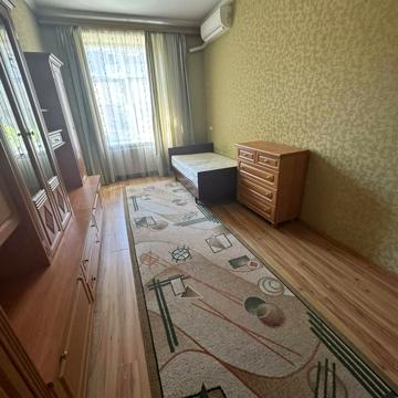 Софії Яблонської вул. (), 11