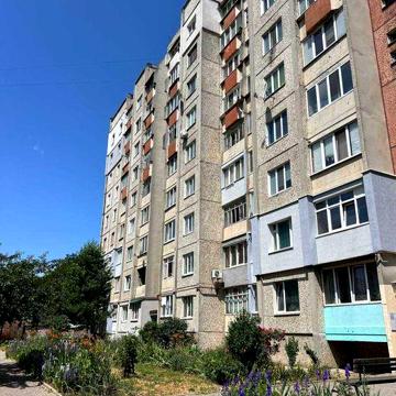 Велика квартира на Каскаді під ремонт