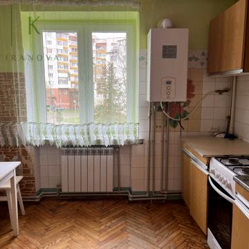 Василя Стуса вул., 3