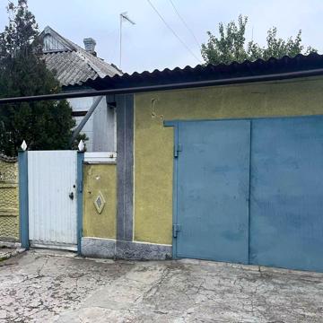 Зоряна вул., 7