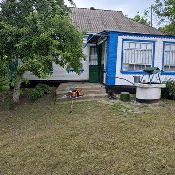 Продам домоволодіння