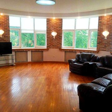 Оренда 4-к квартири 180м2 вул. Ковпака 17 Печерськ Метро Палац Україна