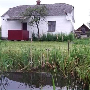 Продається приватний цегляний будинок в місті Любомль Волинської обл.