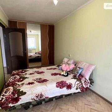 Продаж 2к Квартира Героїв Крут вулиця