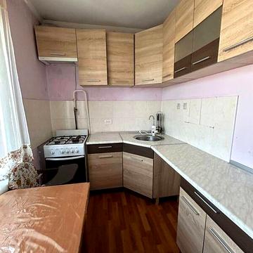 Продаж 1к Квартира Зарічанська вулиця