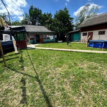 Продаж 3к Дім Травнева вулиця