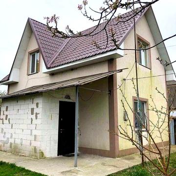 Продам жилий будинок в с.Грузьке.Від Києва близько 50км.