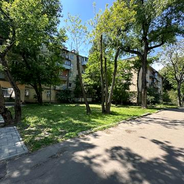 Французький бульв., 14Б