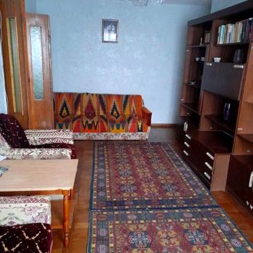Продам квартиру в районе Гвардеская по улице Толстого32 (квітки Цісик)