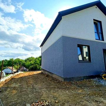 Продаж 2 поверхового будинку з ділянкою на 3.3 сотки, 110 кв. м