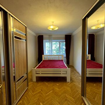 Буслівська вул., 20