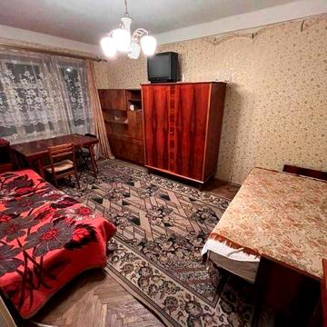 Продаж 1к квартири, Кубанської України, 15. Газ! м Лісова - 10 хв.