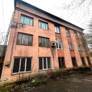 Заводська вул., 1