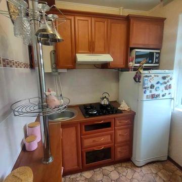 Продам 3 кімнатну квартиру по вулиці Товстого