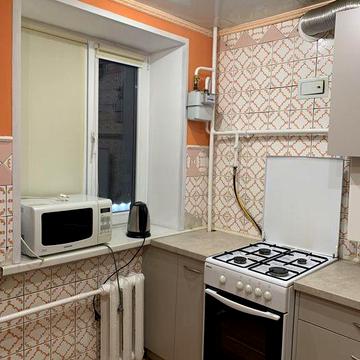 Сдам 1 коме.кВ. по Первомайской, центр, напротив Маркетопт