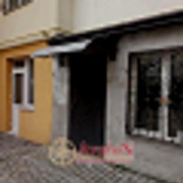 Владислава Бувалкіна вул., 56