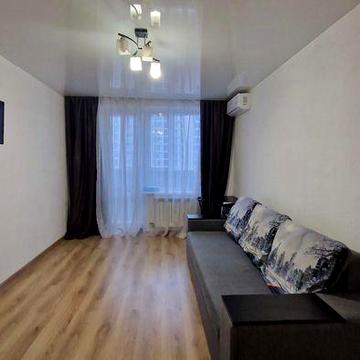 Продам однокомнатную квартиру на Салтовке, метро Студенческая.