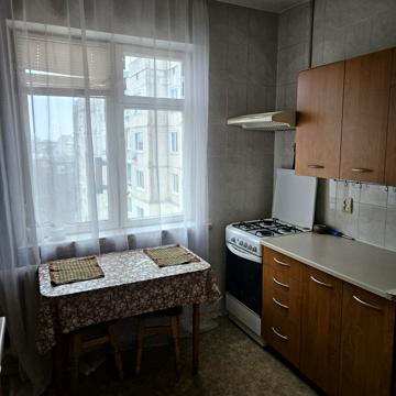 Ярослава Івашкевича вул., 3