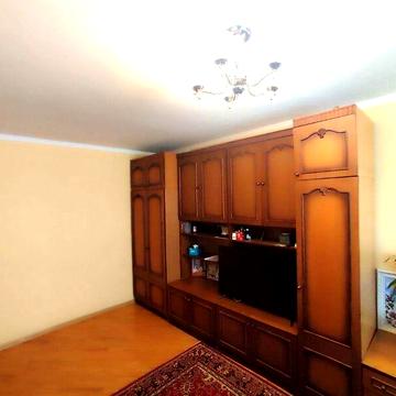 Продаж 3к Квартира Антонова Олега вулиця