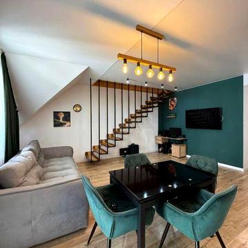 Продається дворівнева квартира. 90 м.кв. Боздош