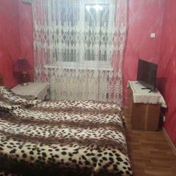 Продам трикімнатну квартиру