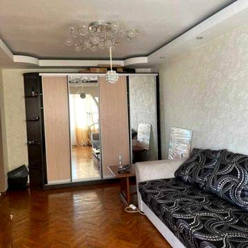 Продаж 1- квартири Березняківська 14, озеро Тельбін