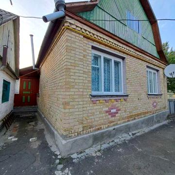 Продаж будинку м Радомишль