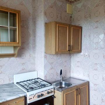 Продам 1 кімнатну квартиру в центрі  Чугуїва
