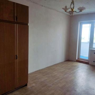 Продам 1 кімнатну квартиру в центрі  Чугуїва