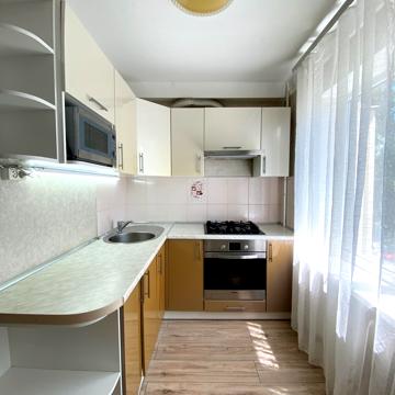 Ентузіастів вул., 4