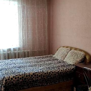 Оренда привітної трикімнатної квартири - вул.Радунська