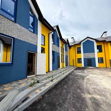 БЕЗ КОМІСІЇ! ТаунХаус без ремонту ЧЕРВОНА цегла. НЕЗНАЙКа парк