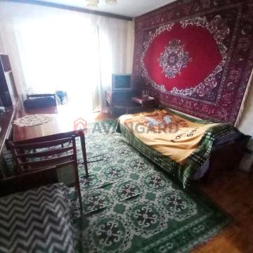 Продається 1-кімн. квартира на просп. В. Порика 17, масив Виноградар