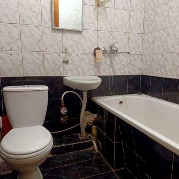 Продам 2 кімнатну квартиру по вул. М. Вовчка
