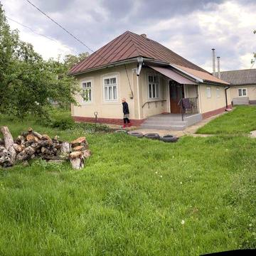 Продам будинок в Кельменцях