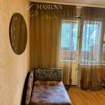 Продаж 1 кімнатної квартири вул. Зодчих 32 Без комісії