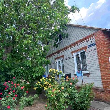 Продається будинок у м. Ізюм, вул. Київська