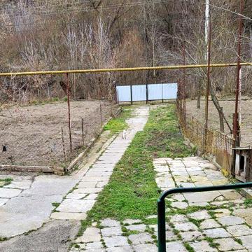 Продам будинок по вулиці Карпівській