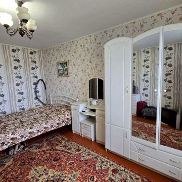 Продам 3 ком.квартиру поселок Нати,Нерубайское,3 этаж,центр.
