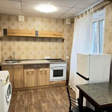 Продам 2 кімнатну квартиру на проспекті Шевченко